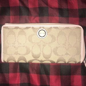 Coach wallet